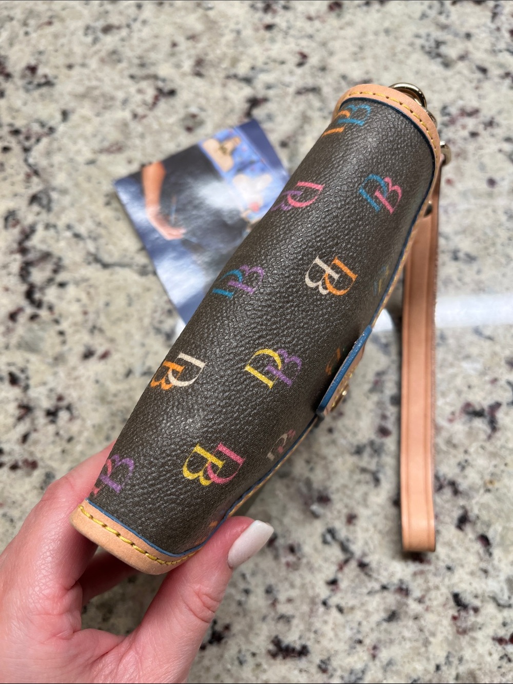 Dooney & Bourke Wristlet NWT - Picture 6 of 13